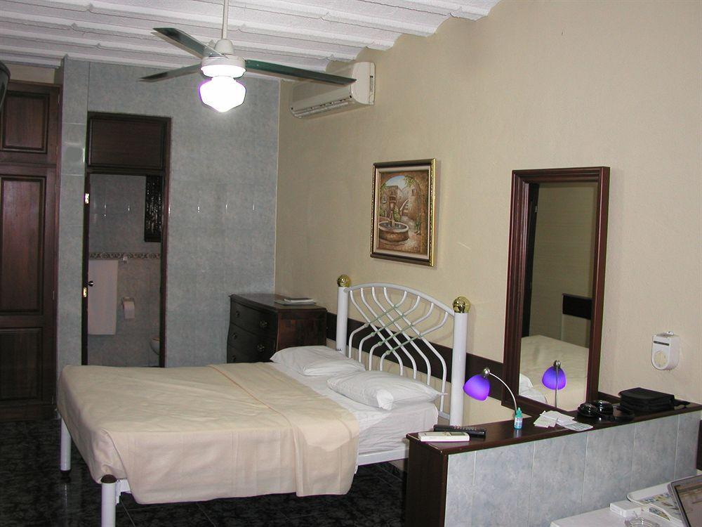Hotel Garant & Suites Boca Chica Extérieur photo